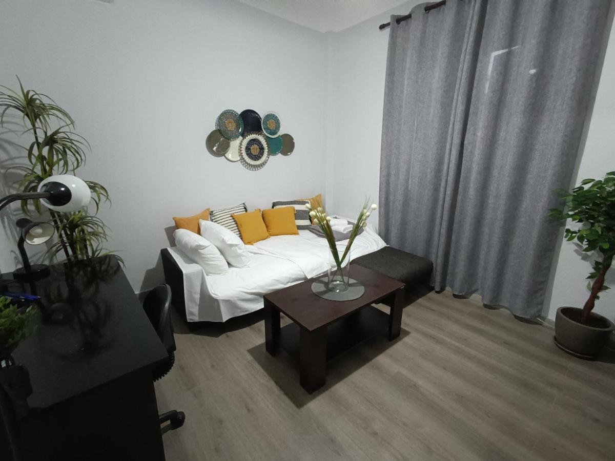 Helena'S House Apartment แอร์มูโปลี ภายนอก รูปภาพ
