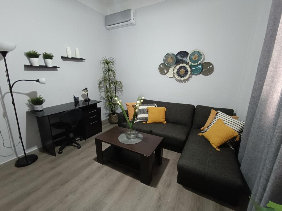 Helena'S House Apartment แอร์มูโปลี ภายนอก รูปภาพ